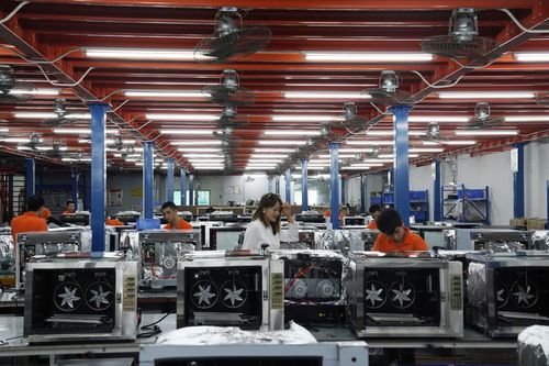 从自己创业到帮宝妈们开副业，一个90后女生在淘宝上的“成团”之旅