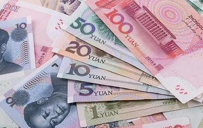 人民币汇率承压？深入剖析贸易顺差收窄的潜在影响